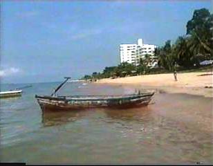 Boot in der Jombien Beach